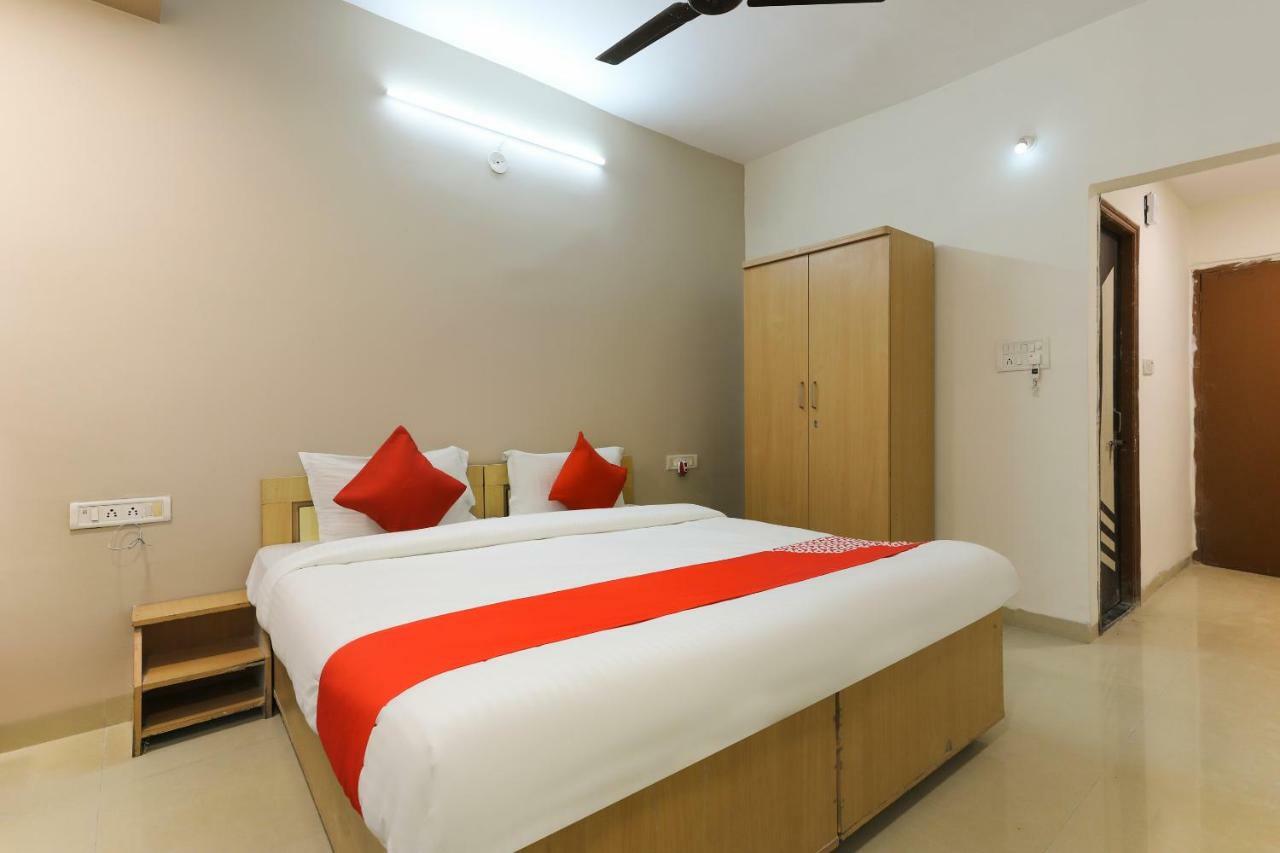 Māndu Oyo 43851 Hotel Virasat מראה חיצוני תמונה