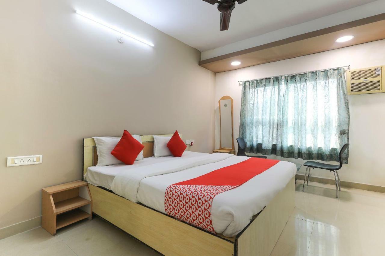 Māndu Oyo 43851 Hotel Virasat מראה חיצוני תמונה